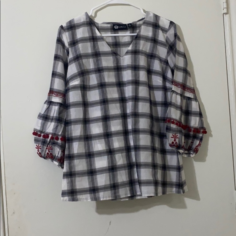 Black and White Patterned Top